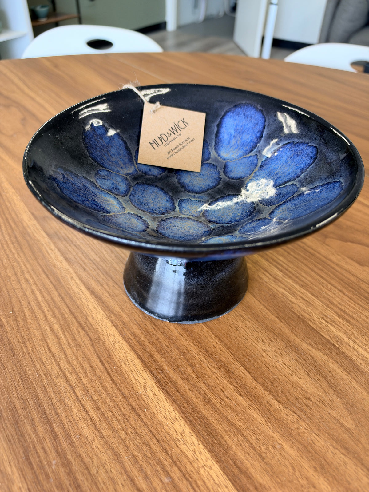 Pedestal Display Bowl